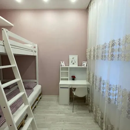 Luxury Ambiance Residency 4Br-2Ba شقة *