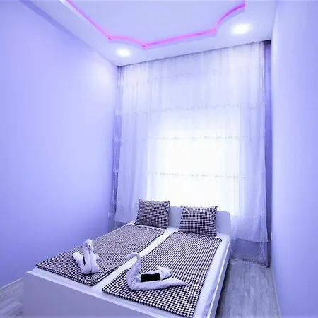 Luxury Ambiance Residency 4Br-2Ba شقة