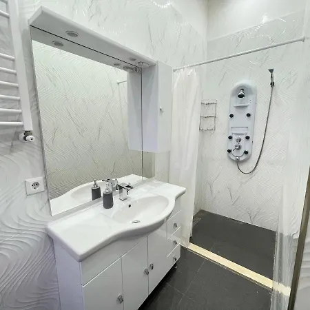 Luxury Ambiance Residency 4Br-2Ba